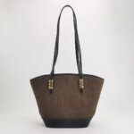 Loewe Logo Shoulder Bag — фото 5