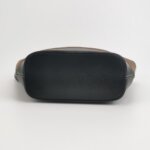 Loewe Logo Shoulder Bag — фото 6