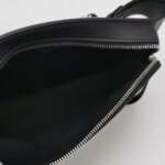 Valentino Garavani Logo Belt Bag — фото 7