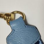 Miu Miu Logo Shoulder Bag — фото 21