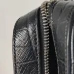 Saint Laurent Calfskin Logo Crossbody — фото 18