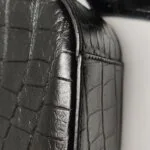 Saint Laurent Calfskin Logo Crossbody — фото 22