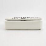 Burberry Lola logo — фото 6