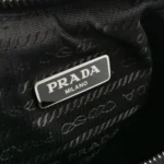 Prada Re-Edition 2006 (Прада) — фото 7