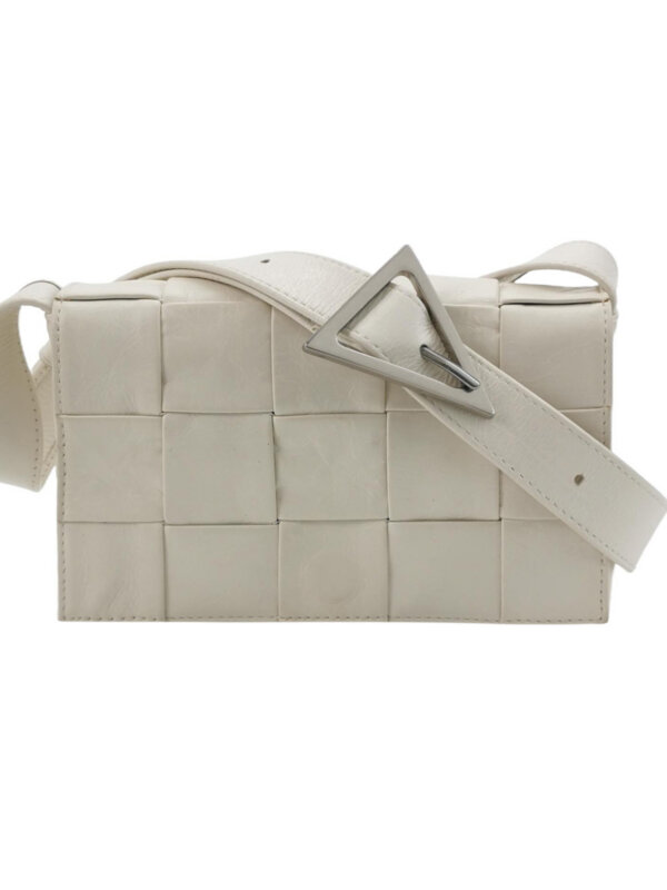 Bottega Veneta Cassette Intreccio — продано