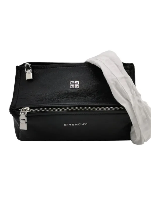Givenchy Pandora Logo — продано