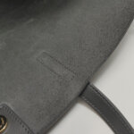 Saint Laurent Logo Shoulder Bag — фото 10