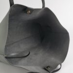 Saint Laurent Logo Shoulder Bag — фото 7