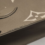 Louis Vuitton Onthego Gaint Monogram — фото 23