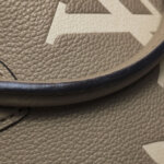 Louis Vuitton Onthego Gaint Monogram — фото 24