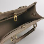 Louis Vuitton Onthego Gaint Monogram — фото 7