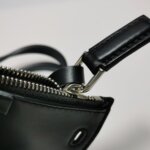 Givenchy Logo Shoulder Bag — фото 13