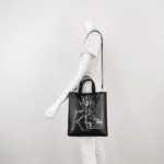 Givenchy Calfskin Logo Shoulder Bag (Живанши) — фото 2