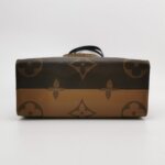 Louis Vuitton Onthego Gaint Monogram — фото 6