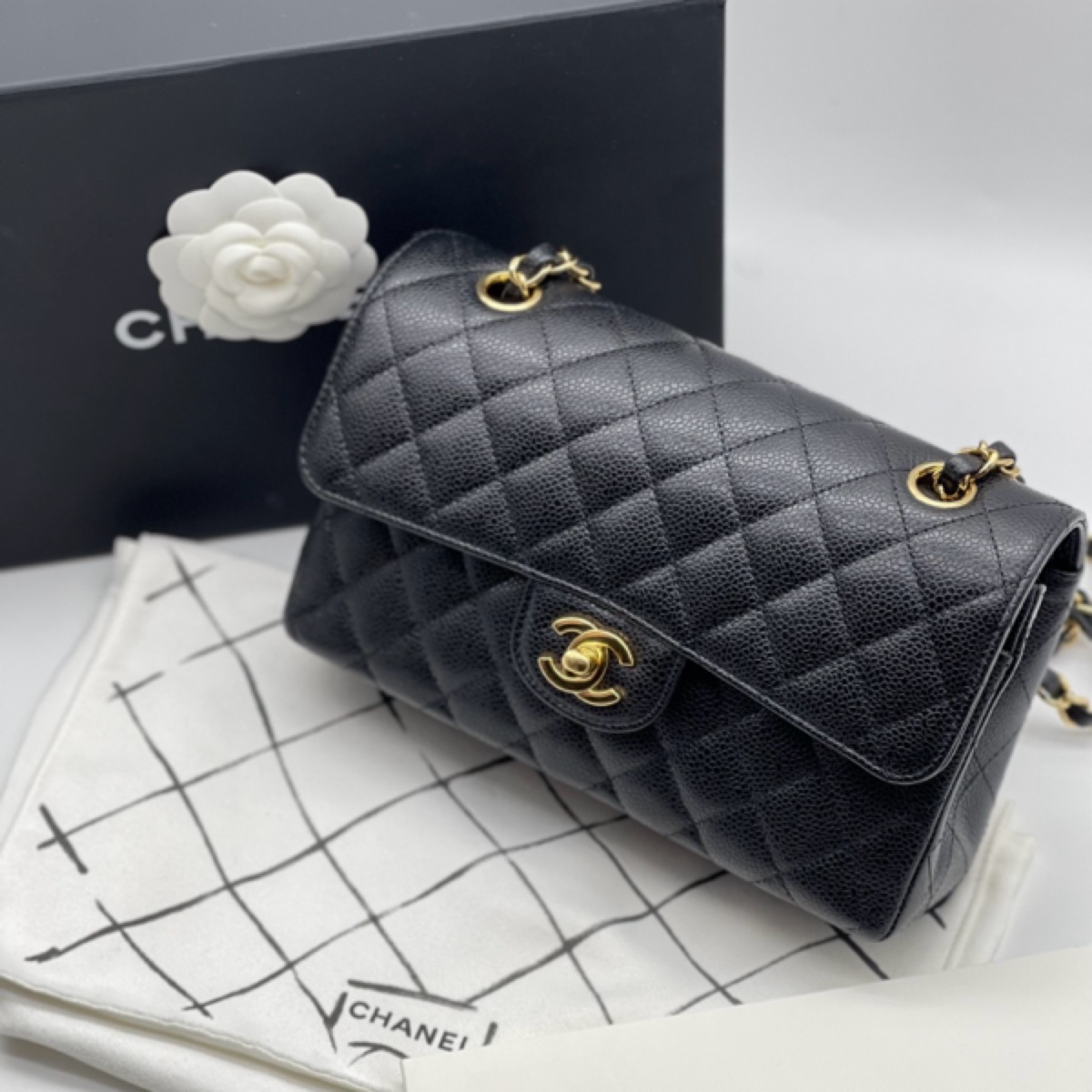 Chanel Classic Flap C — фото 1