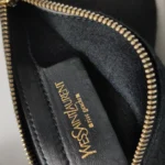 Saint Laurent Shoulder Bag (Сен Лоран) — фото 21