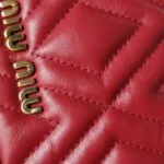 Miu Miu Quilted Calfskin Logo Crossbody — фото 16