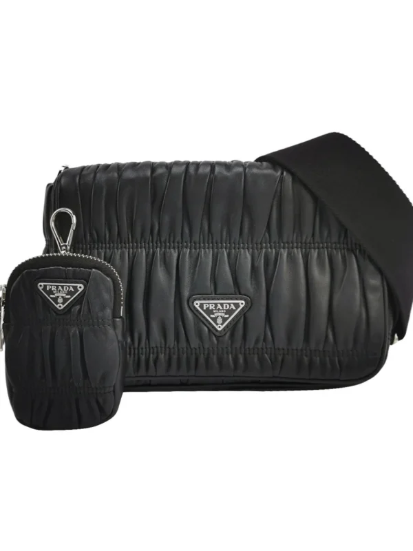 Винтажная сумка Prada Lambskin Crossbody
