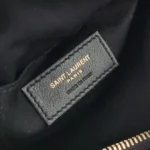 Saint Laurent Vinyle (Сен Лоран) — фото 8