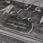 Ferragamo Calfskin Logo Crossbody — фото 10