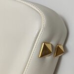 Valentino Garavani Stud Sign Logo — фото 24