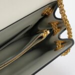 Valentino Garavani Stud Sign Logo — фото 7