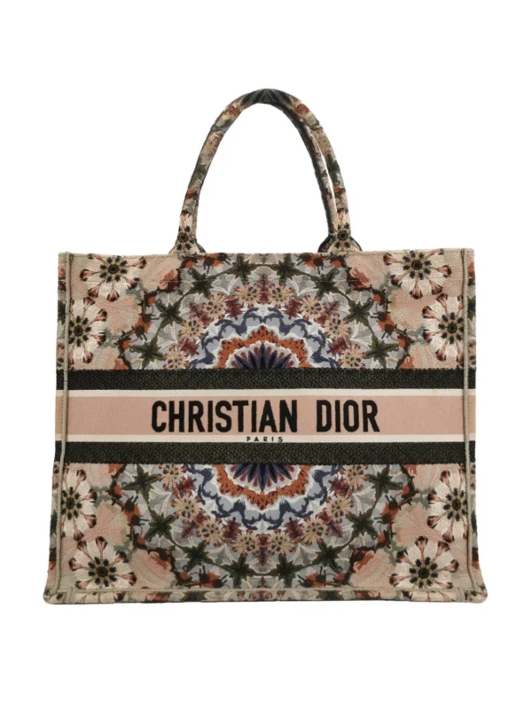Dior Book Tote Logo