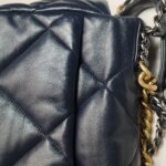 Chanel 19 Bag C — фото 20