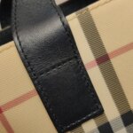 Burberry Handbag — фото 17
