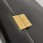 Givenchy Logo Crossbody — фото 15