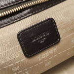 Loewe Logo Shoulder Bag — фото 10