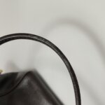 Loewe Logo Shoulder Bag — фото 12