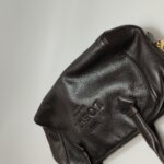 Loewe Logo Shoulder Bag — фото 18