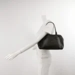 Loewe Calfskin Logo Shoulder Bag (Лоэве) — фото 2
