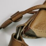 Burberry Logo Shoulder Bag — фото 29