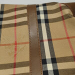 Burberry Logo Shoulder Bag — фото 20