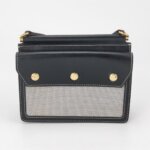 Burberry Title logo — фото 5