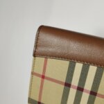 Burberry Logo Crossbody — фото 16