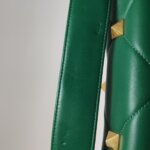 Valentino Garavani Roman Stud — фото 23