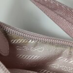 Prada Re-Edition 2000 — фото 11