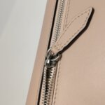 Burberry Logo Crossbody — фото 12
