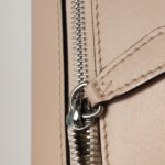 Burberry Logo Crossbody — фото 21