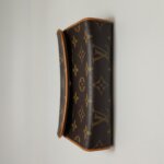 Louis Vuitton Florentine — фото 15