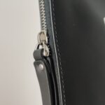 Valentino Garavani Logo Clutch — фото 9