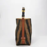 Fendi Colorblock Calfskin Shoulder Bag (Фенди) — фото 4