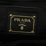 Prada Calfskin Logo Crossbody (Прада) — фото 8