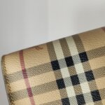 Burberry Logo Crossbody — фото 22