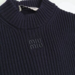 Miu Miu logo 38 — фото 3