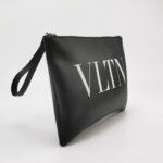 Valentino Garavani Logo Clutch — фото 3