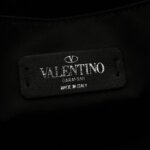 Valentino Garavani Logo Clutch — фото 7